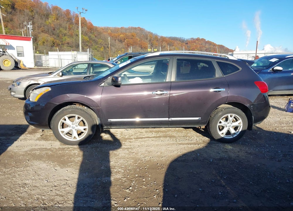 2011 NISSAN ROGUE SV VIN: JN8AS5MV7BW295510