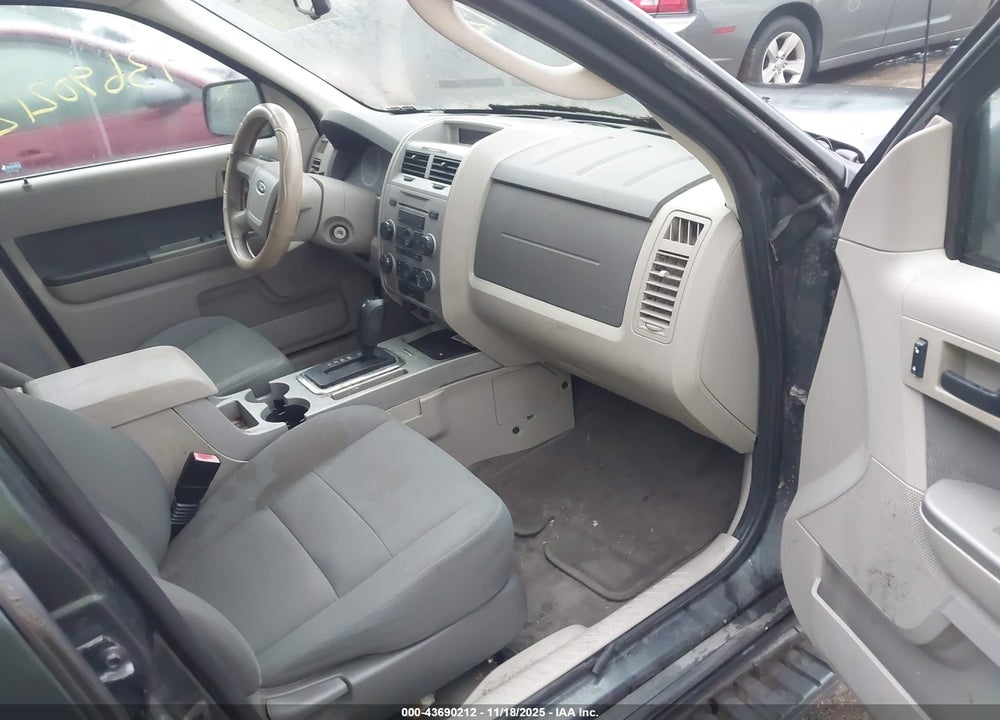 2009 FORD ESCAPE VIN: 1FMCU03G29KA29734