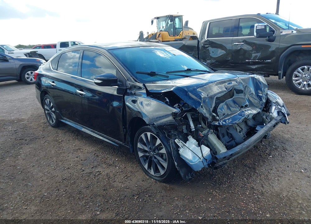 2017 NISSAN SENTRA SR VIN: 3N1AB7APXHY324497