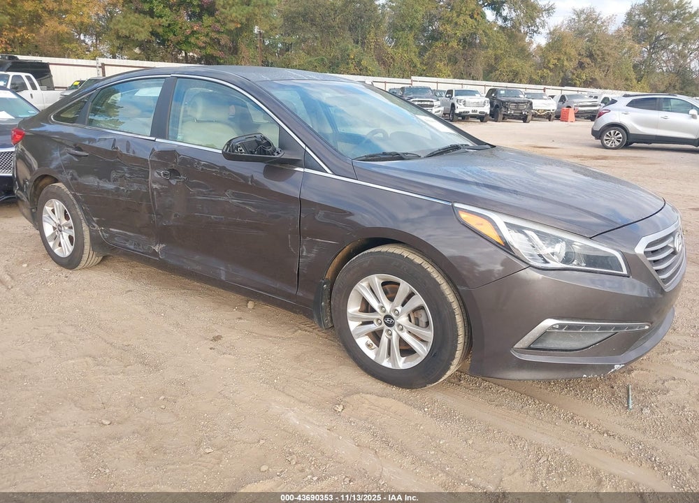 2015 HYUNDAI SONATA SE VIN: 5NPE24AF3FH252816