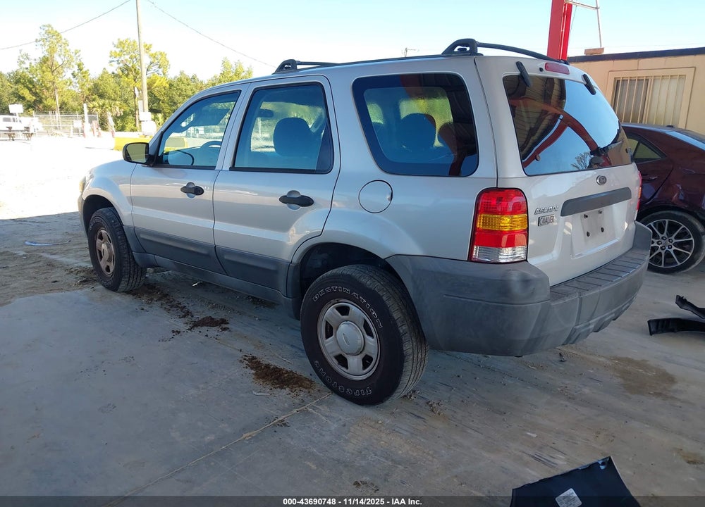 2005 FORD ESCAPE XLS VIN: 1FMYU02Z55KA79000