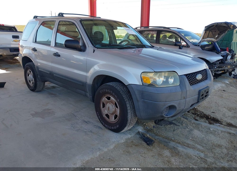 2005 FORD ESCAPE XLS VIN: 1FMYU02Z55KA79000