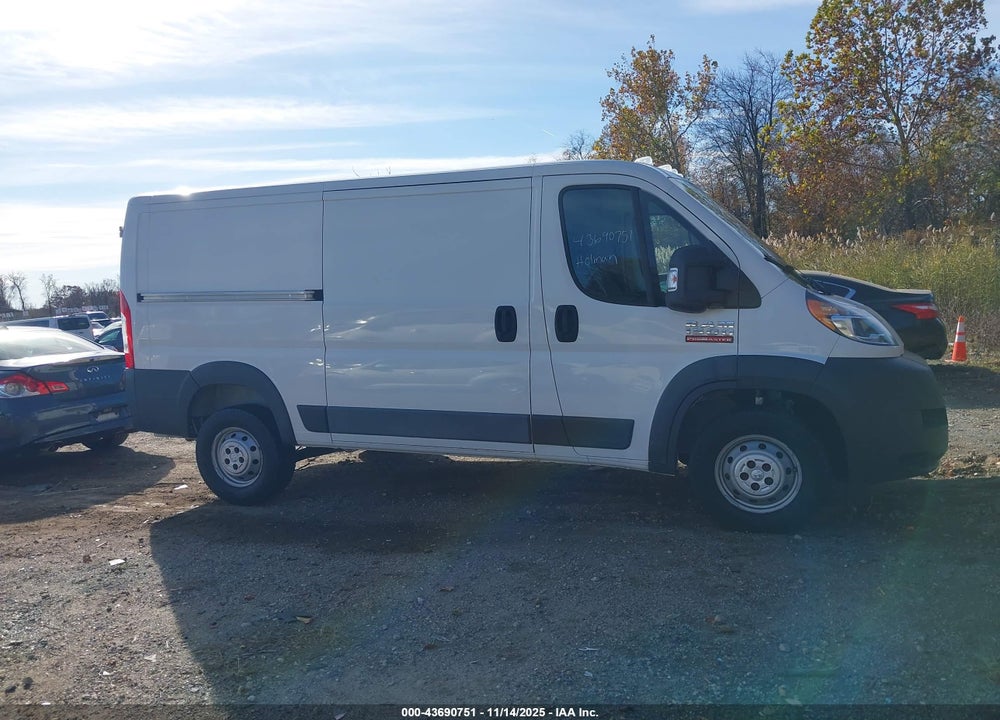 2015 RAM PROMASTER 1500 LOW ROOF VIN: 3C6TRVAG0FE512201