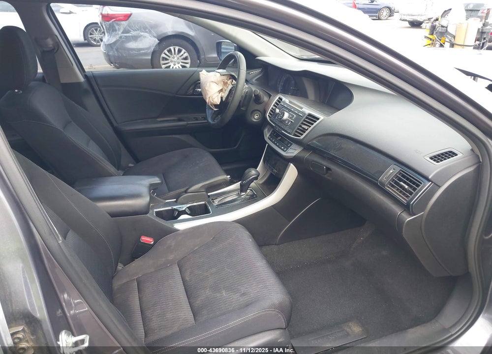 2015 HONDA ACCORD SPORT VIN: 1HGCR2F57FA192412