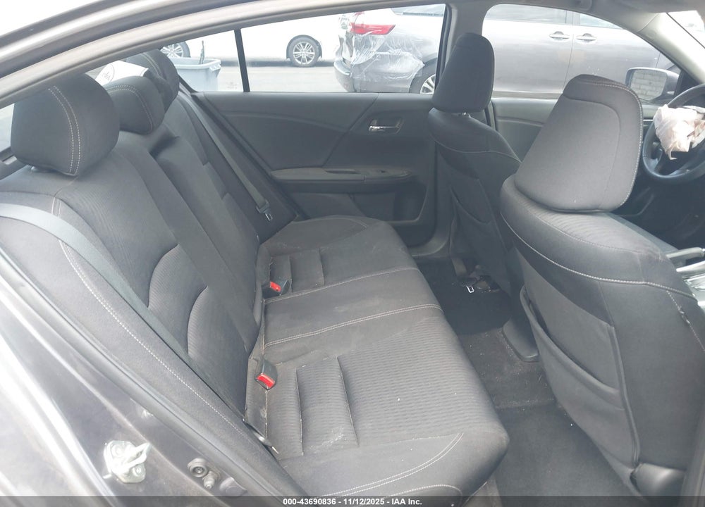 2015 HONDA ACCORD SPORT VIN: 1HGCR2F57FA192412