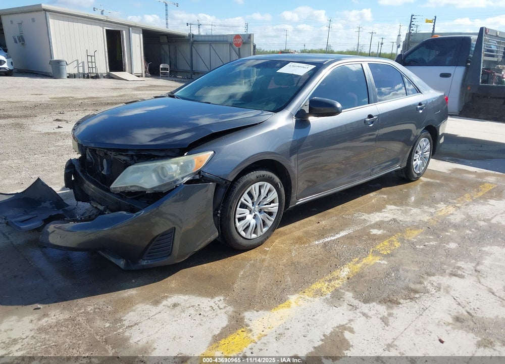 2013 TOYOTA CAMRY LE VIN: 4T1BF1FK5DU214367