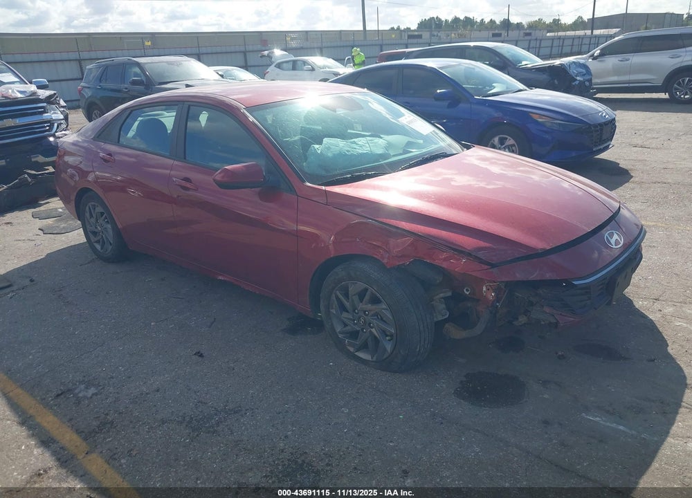 2024 HYUNDAI ELANTRA SEL VIN: KMHLM4DG8RU739117