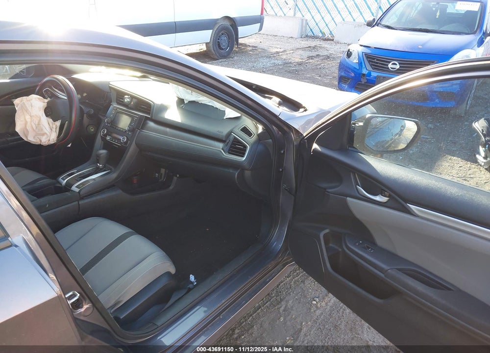 2018 HONDA CIVIC LX VIN: 19XFC2F59JE023690