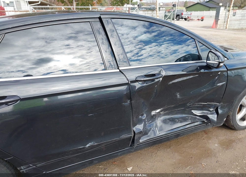 2014 FORD FUSION SE VIN: 1FA6P0H75E5367094
