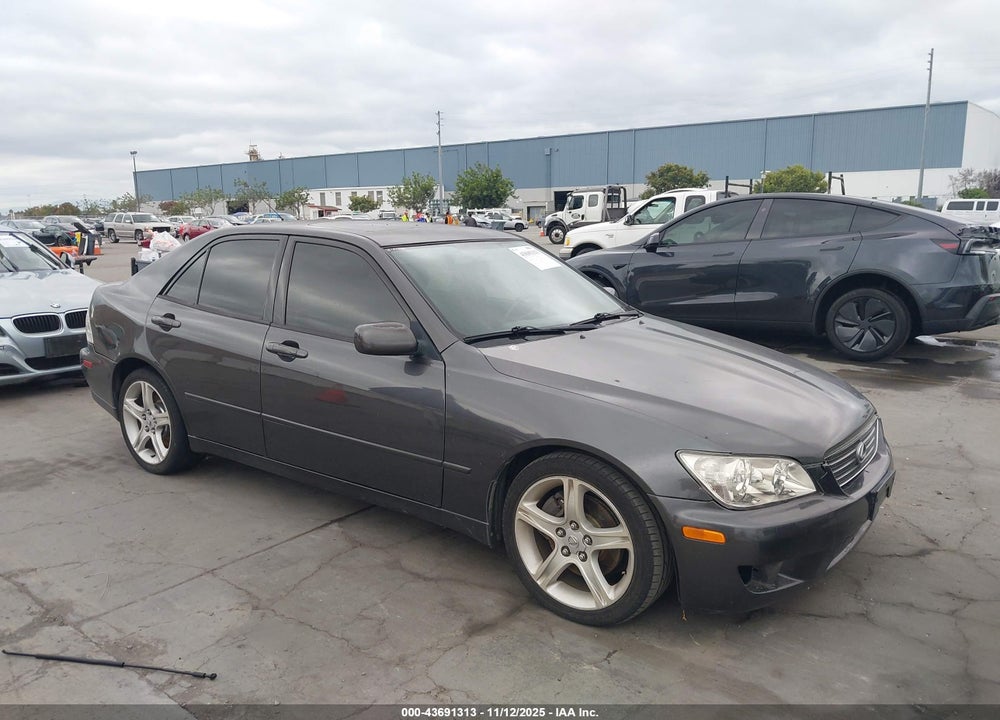 2001 LEXUS IS 300 VIN: JTHBD182810027973
