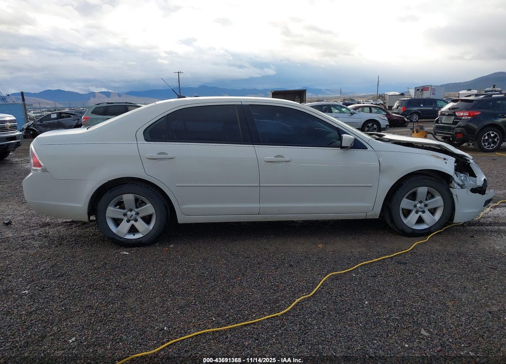 2009 FORD FUSION SE VIN: 3FAHP01109R125069