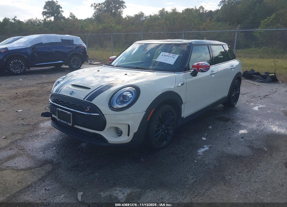 2021 MINI CLUBMAN COOPER S VIN: WMWLV7C07M2N54047
