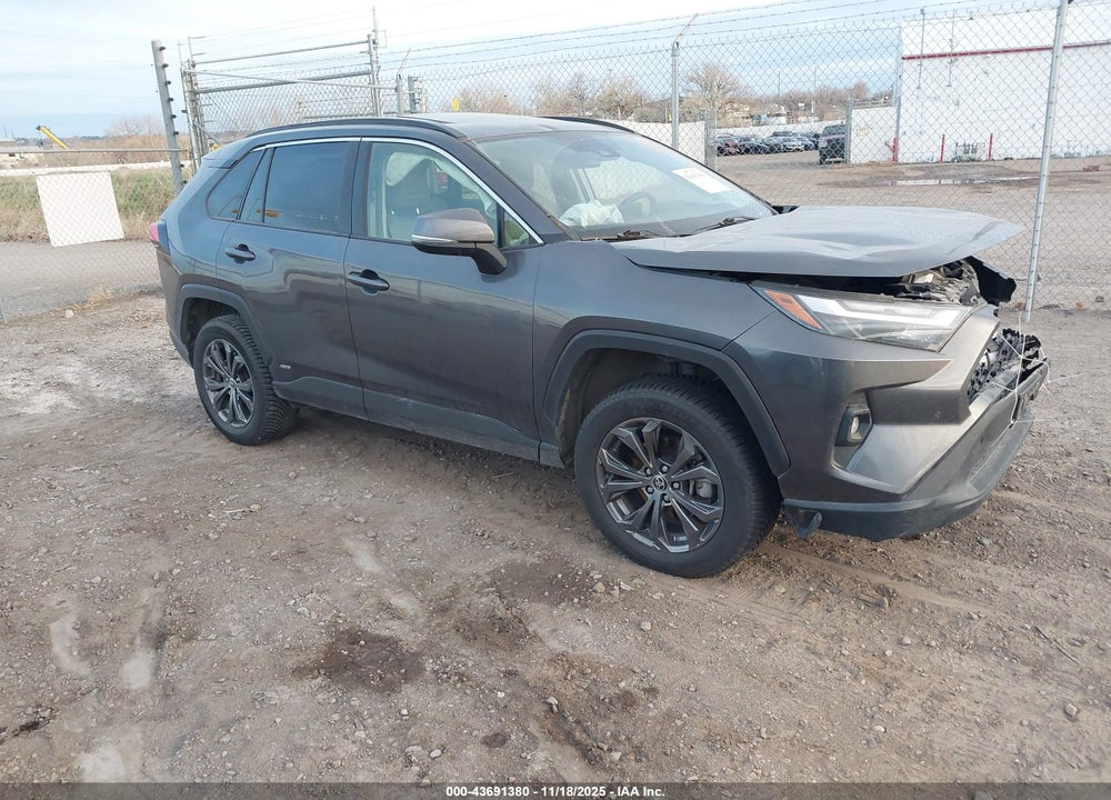 2022 TOYOTA RAV4 HYBRID XLE PREMIUM VIN: JTMB6RFV1NJ023495