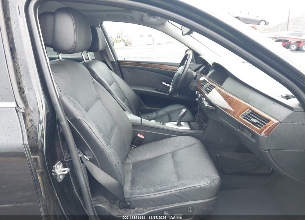 2010 BMW 528I VIN: WBANU5C54AC461147