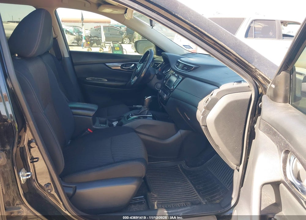 2018 NISSAN ROGUE SV VIN: 5N1AT2MT1JC726294