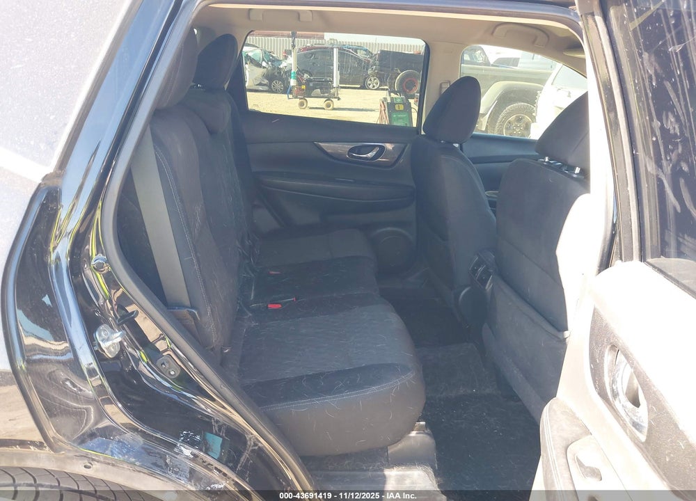 2018 NISSAN ROGUE SV VIN: 5N1AT2MT1JC726294