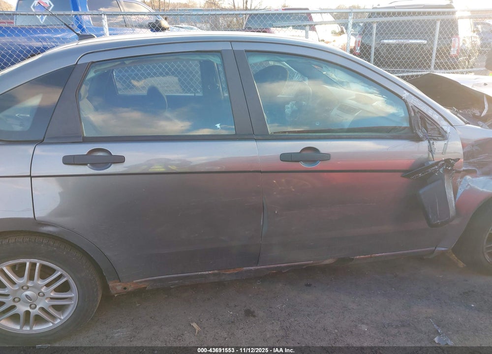 2009 FORD FOCUS SE VIN: 1FAHP35N39W258484