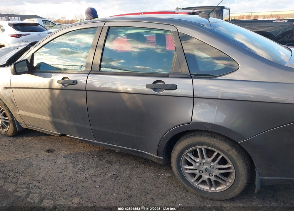 2009 FORD FOCUS SE VIN: 1FAHP35N39W258484