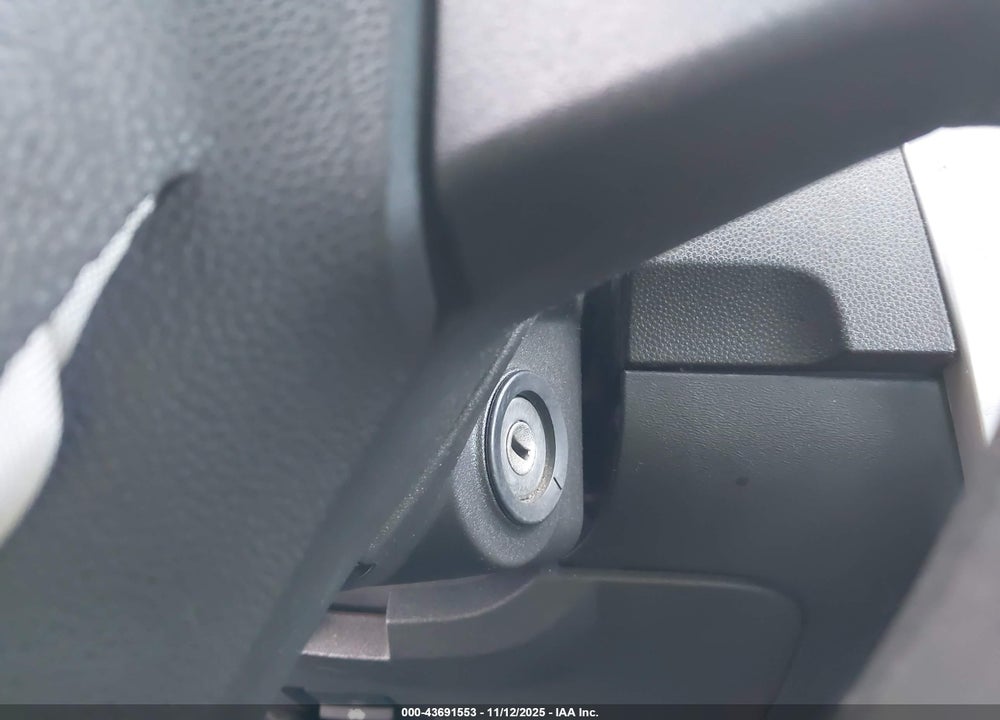 2009 FORD FOCUS SE VIN: 1FAHP35N39W258484
