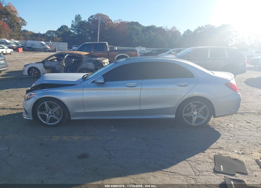 2015 MERCEDES-BENZ C 300 SPORT VIN: 55SWF4JB5FU072627