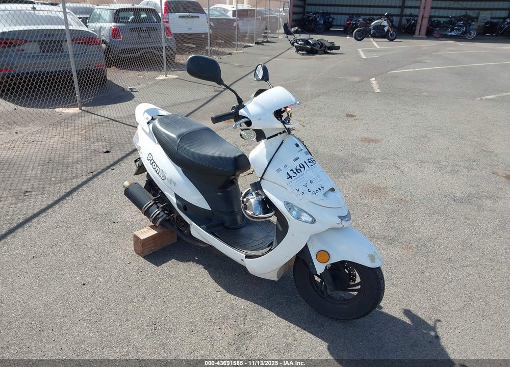 2023 TAIZHOU ZHOUGNENG ZN50QT VIN: L5YACAPY1P1124563