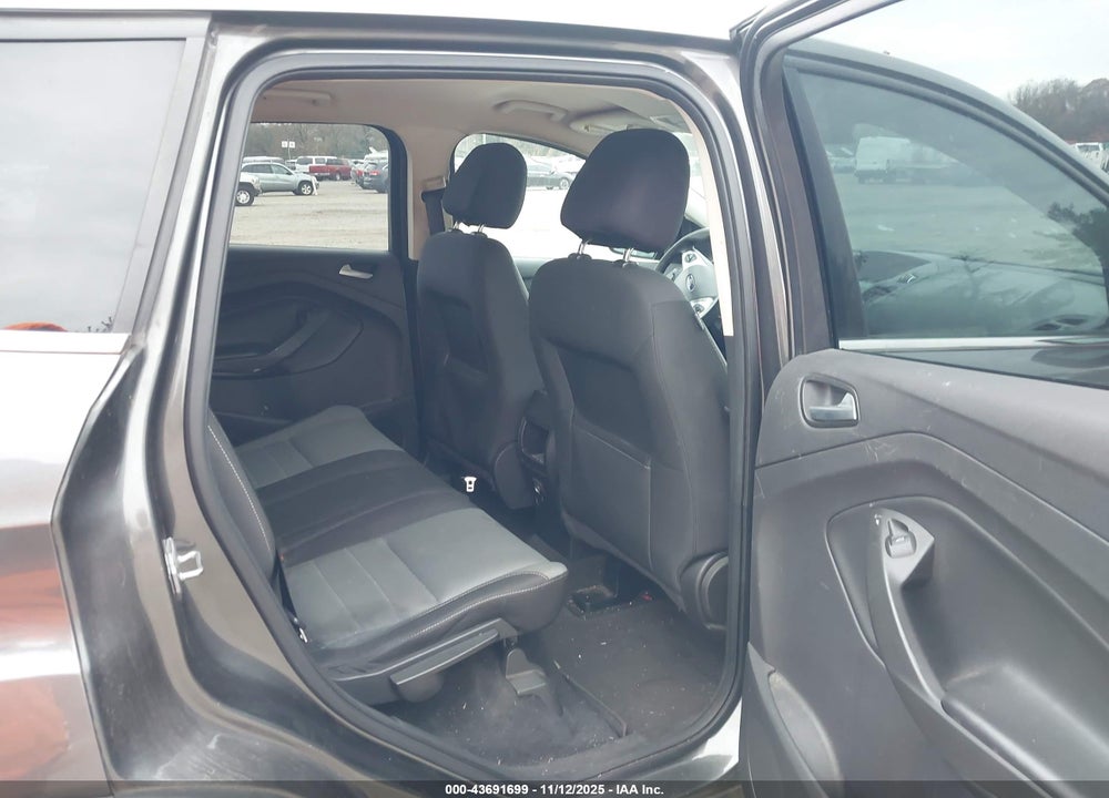 2016 FORD ESCAPE SE VIN: 1FMCU0G76GUA48590