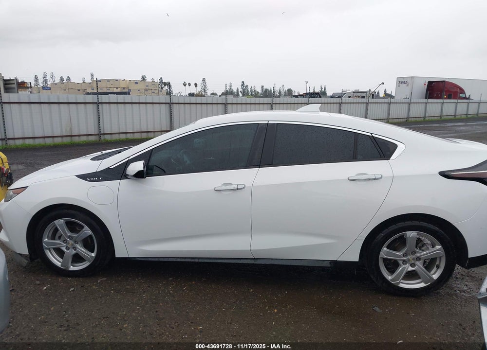2017 CHEVROLET VOLT VIN: 1G1RC6S51HU213787