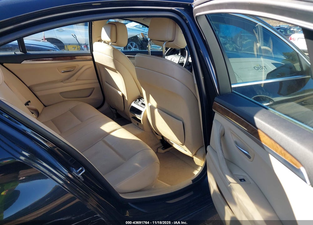 2011 BMW 528I VIN: WBAFR1C5XBC751408