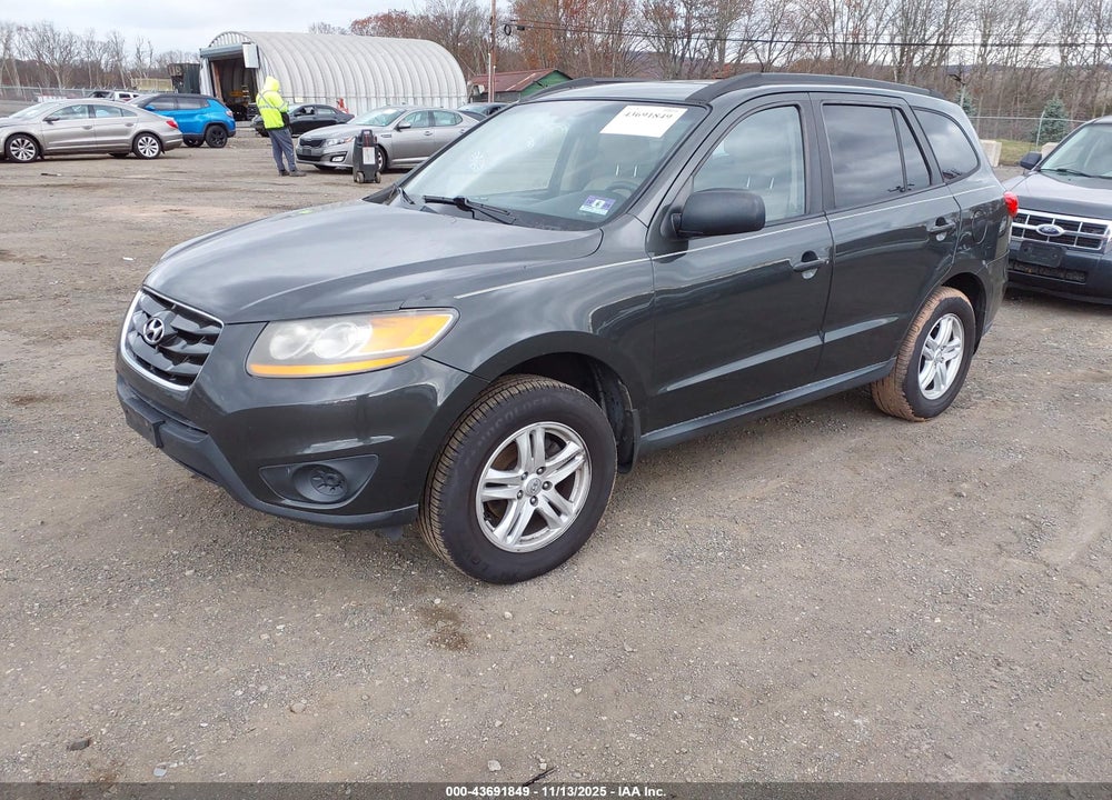 2010 HYUNDAI SANTA FE GLS VIN: 5NMSG3AB4AH396568