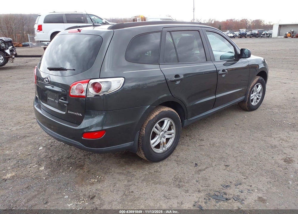 2010 HYUNDAI SANTA FE GLS VIN: 5NMSG3AB4AH396568
