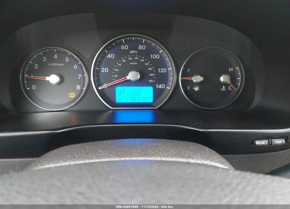 2010 HYUNDAI SANTA FE GLS VIN: 5NMSG3AB4AH396568