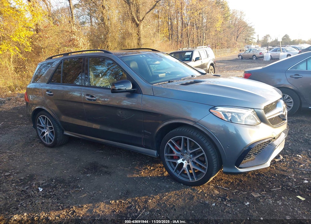 2017 MERCEDES-BENZ AMG GLE 63 VIN: 4JGDA7FB3HA918164