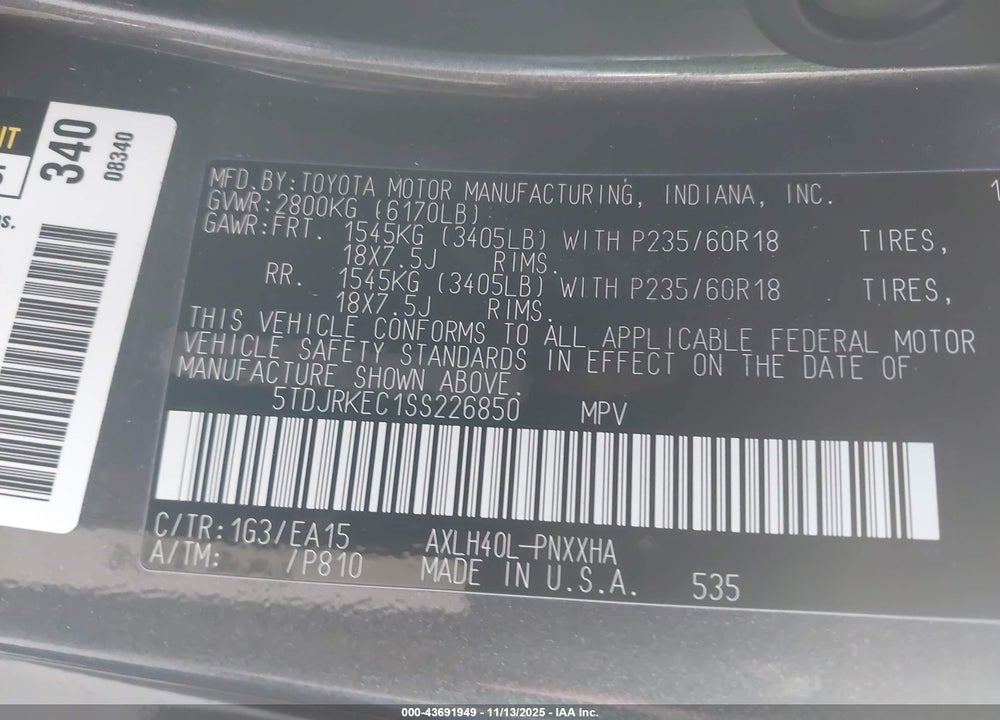 2025 TOYOTA SIENNA XLE VIN: 5TDJRKEC1SS226850