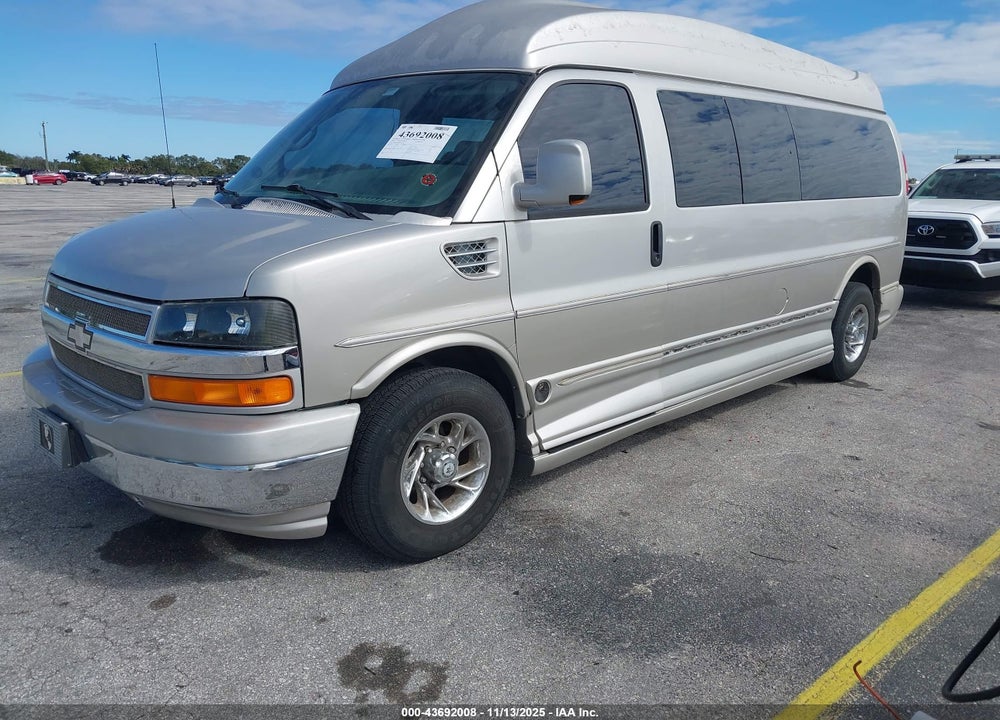 2008 CHEVROLET EXPRESS UPFITTER VIN: 1GBGG29K881216764