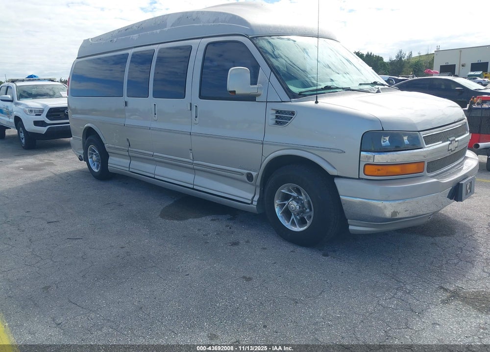2008 CHEVROLET EXPRESS UPFITTER VIN: 1GBGG29K881216764