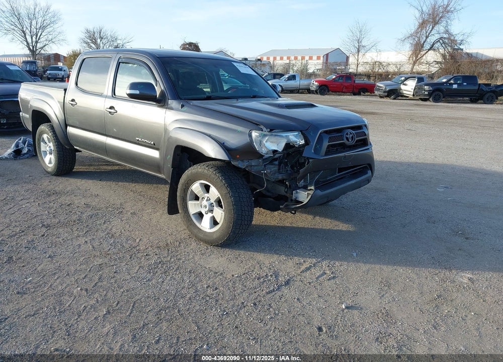 2015 TOYOTA TACOMA BASE V6 VIN: 3TMLU4EN0FM186710