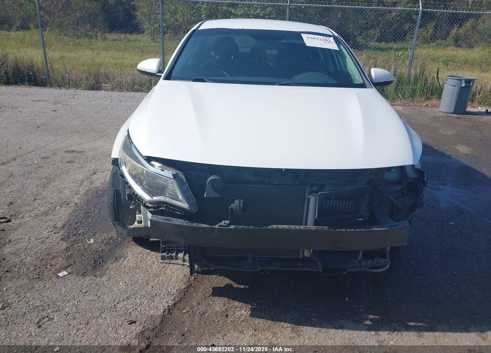 2016 KIA OPTIMA LX TURBO VIN: 5XXGT4L16GG081192