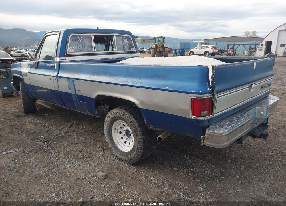1985 CHEVROLET K10 VIN: 1GCEK14H2FJ102666