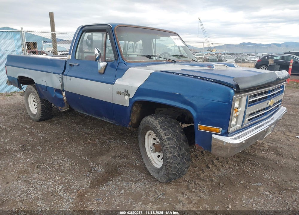 1985 CHEVROLET K10 VIN: 1GCEK14H2FJ102666