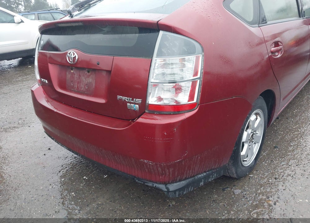 2005 TOYOTA PRIUS VIN: JTDKB20U057052969