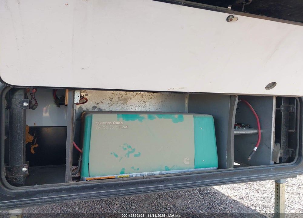 2017 JAYCO SEISMIC 4112 VIN: 1UJCJSCVXH19N0093