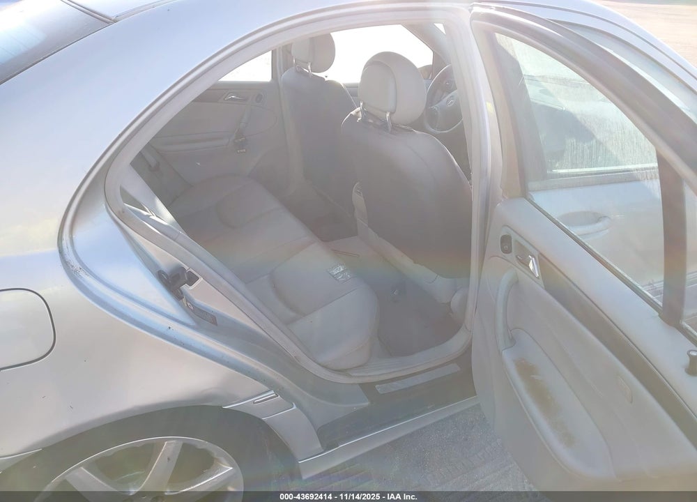 2004 MERCEDES-BENZ C 230 KOMPRESSOR SPORT/SPORT VIN: WDBRF40J34F473060