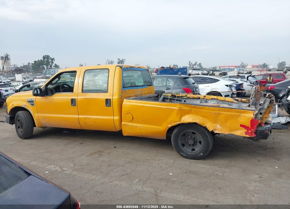 2008 FORD F-350 KING RANCH/LARIAT/XL/XLT VIN: 1FTWW305X8EE16528