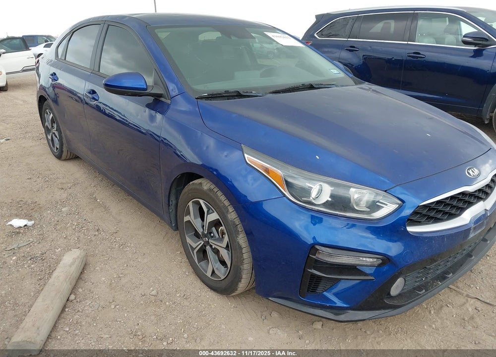 2021 KIA FORTE LXS VIN: 3KPF24AD8ME412564