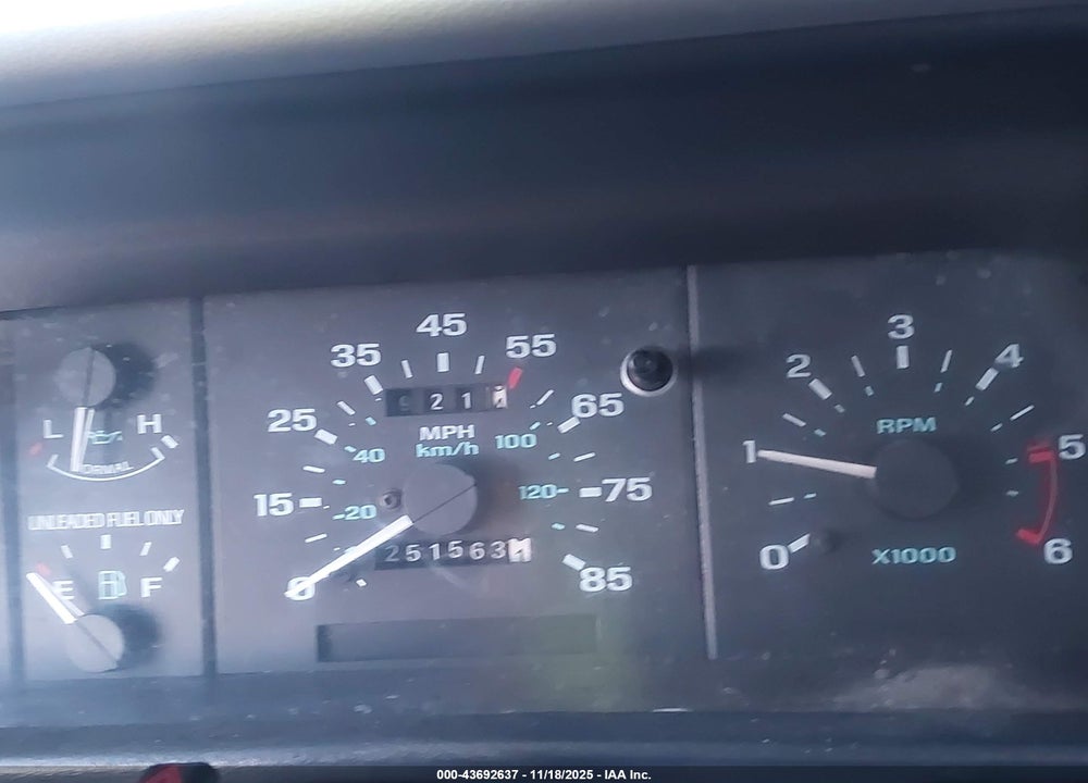 1994 FORD RANGER VIN: 1FTCR10X8RPB28853