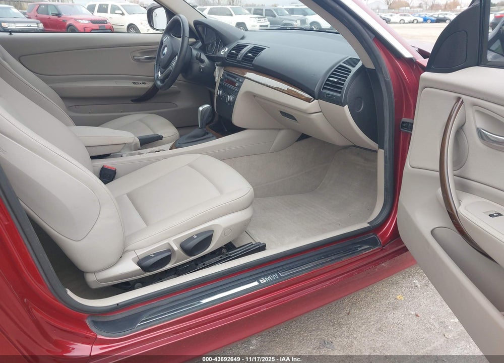 2012 BMW 1 SERIES VIN: WBAUP7C55CVP23991