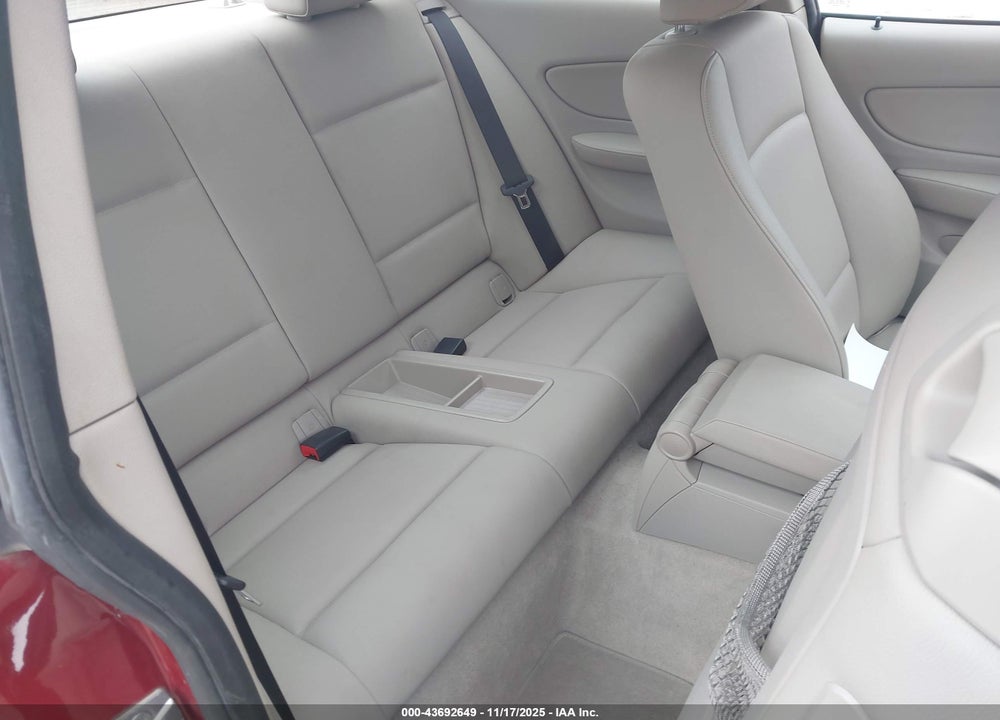 2012 BMW 1 SERIES VIN: WBAUP7C55CVP23991