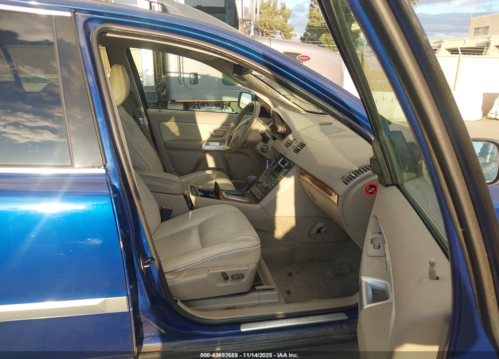 2006 VOLVO XC90 VIN: YV4CZ852761277899
