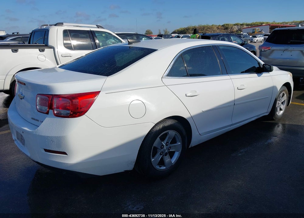 2015 CHEVROLET MALIBU LS VIN: 1G11B5SL4FF137704