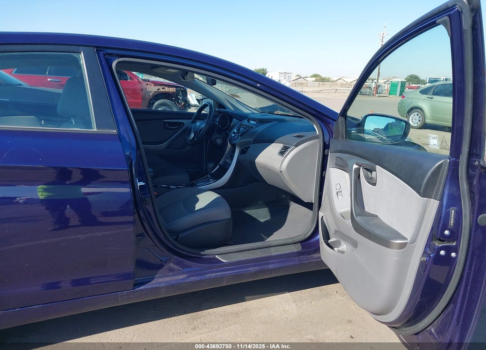 2013 HYUNDAI ELANTRA GLS VIN: 5NPDH4AE2DH400579